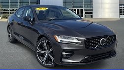 2024 Volvo S60 B5 Plus Dark Theme