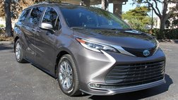 2022 Toyota Sienna Platinum 7-Passenger