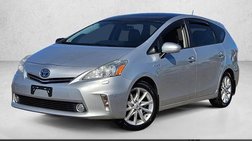2014 Toyota Prius v Five