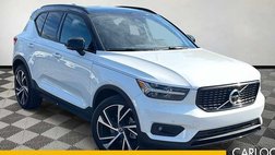2022 Volvo XC40 T5 R-Design
