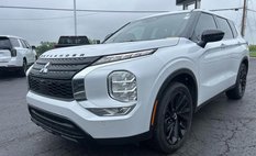 2022 Mitsubishi Outlander Black Edition