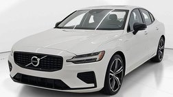 2022 Volvo S60 Recharge T8 R-Design Expression
