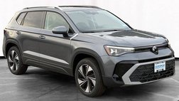 2025 Volkswagen Taos SE 4Motion