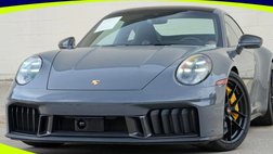 2025 Porsche 911 Carrera 4 GTS