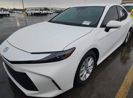 2025 Toyota Camry LE FWD