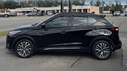 2021 Nissan Kicks SR