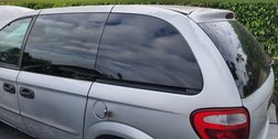 2002 Chrysler Voyager Base