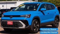 2025 Volkswagen Taos SE 4Motion