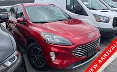 2022 Ford Escape Plug-In Hybrid Titanium