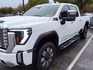 2025 GMC Sierra 2500HD Denali