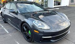 2017 Porsche Panamera 4