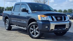2015 Nissan Titan SV