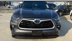 2022 Toyota Highlander Hybrid XLE