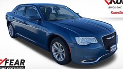 2022 Chrysler 300 Touring