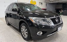 2015 Nissan Pathfinder SV