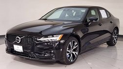 2024 Volvo S60 B5 Core Dark Theme
