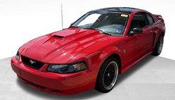 2004 Ford Mustang GT Deluxe