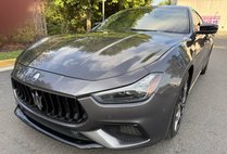 2022 Maserati Ghibli Modena Q4