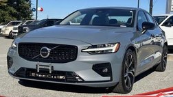 2024 Volvo S60 B5 Core Dark Theme