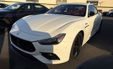 2023 Maserati Ghibli Modena Q4