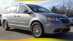 2014 Chrysler Town and Country Touring-L
