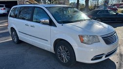 2013 Chrysler Town and Country Touring-L