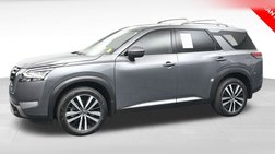 2025 Nissan Pathfinder Platinum