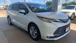 2021 Toyota Sienna Limited 7-Passenger