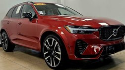 2024 Volvo XC60 Recharge T8 Ultimate Dark Theme