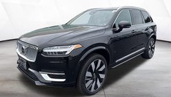 2023 Volvo XC90 Recharge T8 Ultimate Bright Theme 7P