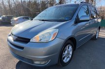 2005 Toyota Sienna XLE