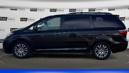 2020 Toyota Sienna XLE 7-Passenger FWD with Auto-Access Seat