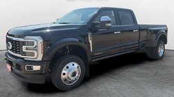 2026 Ford F-450 Super Duty Platinum
