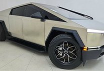 2025 Tesla Cybertruck Base