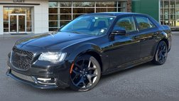 2020 Chrysler 300 Touring L