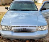2003 Ford Crown Victoria Base