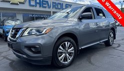 2020 Nissan Pathfinder S