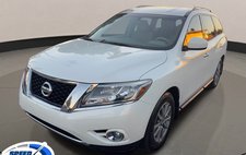2015 Nissan Pathfinder SV