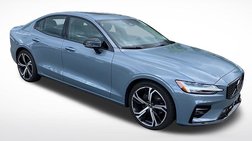 2024 Volvo S60 B5 Core Dark Theme