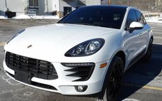 2015 Porsche Macan S