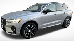 2023 Volvo XC60 B5 Plus Dark Theme