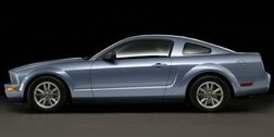 2007 Ford Mustang Deluxe