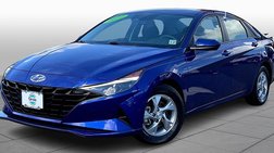 2022 Hyundai Elantra SE