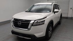 2022 Nissan Pathfinder SL
