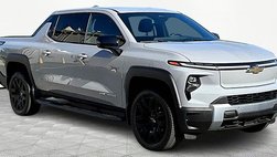 2025 Chevrolet Silverado EV LT
