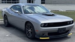 2017 Dodge Challenger 392 HEMI Scat Pack Shaker