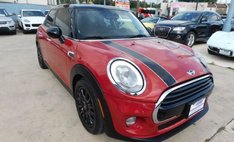 2017 MINI Hardtop Cooper