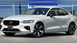 2025 Volvo S60 T8 Plus