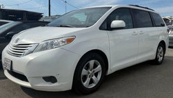 2017 Toyota Sienna LE