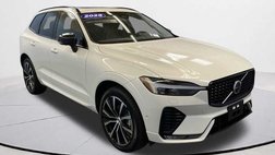 2025 Volvo XC60 B5 Plus Dark Theme